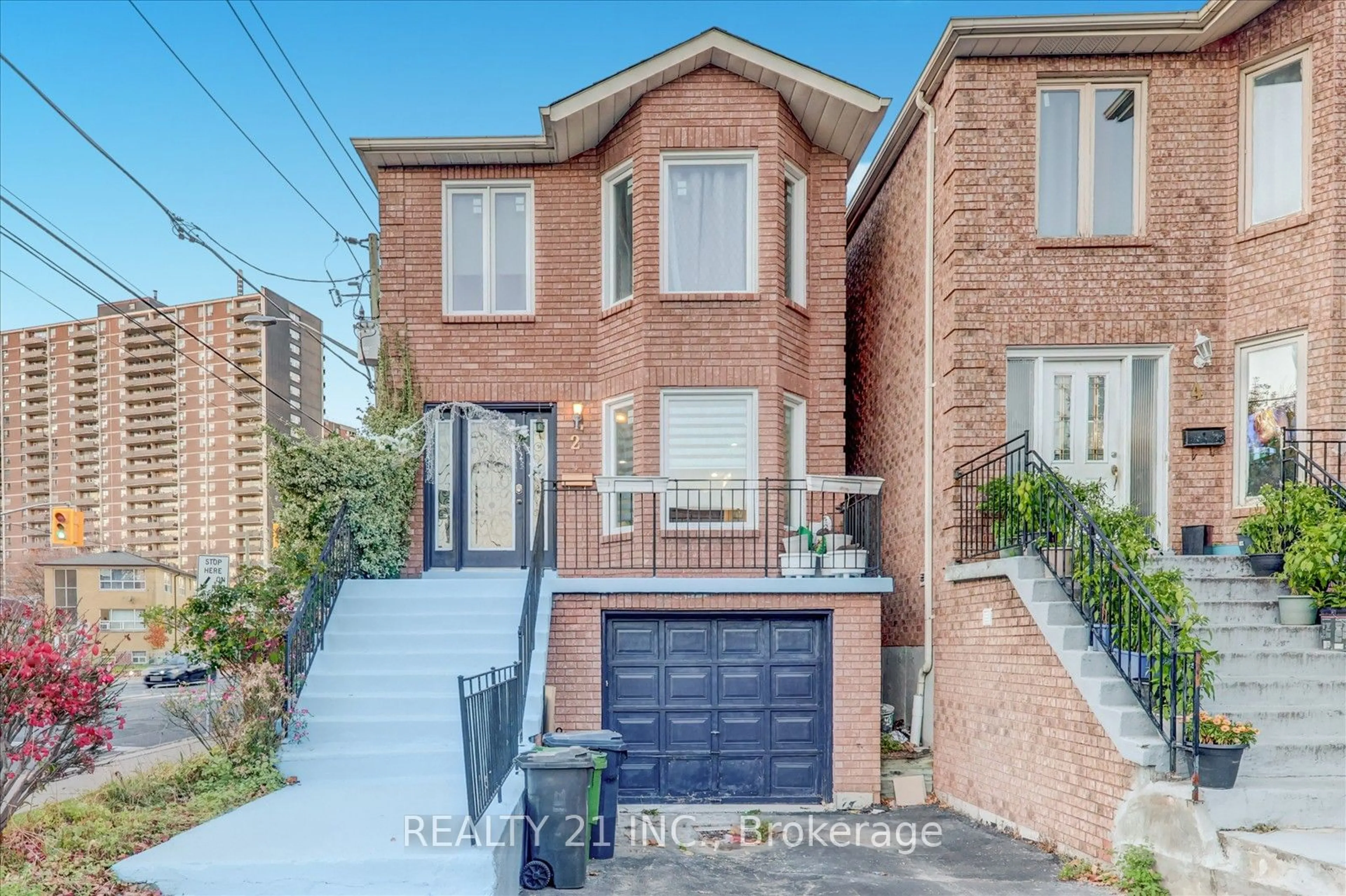 Home with brick exterior material for 2 Newport Ave, Toronto Ontario M1L 1H8