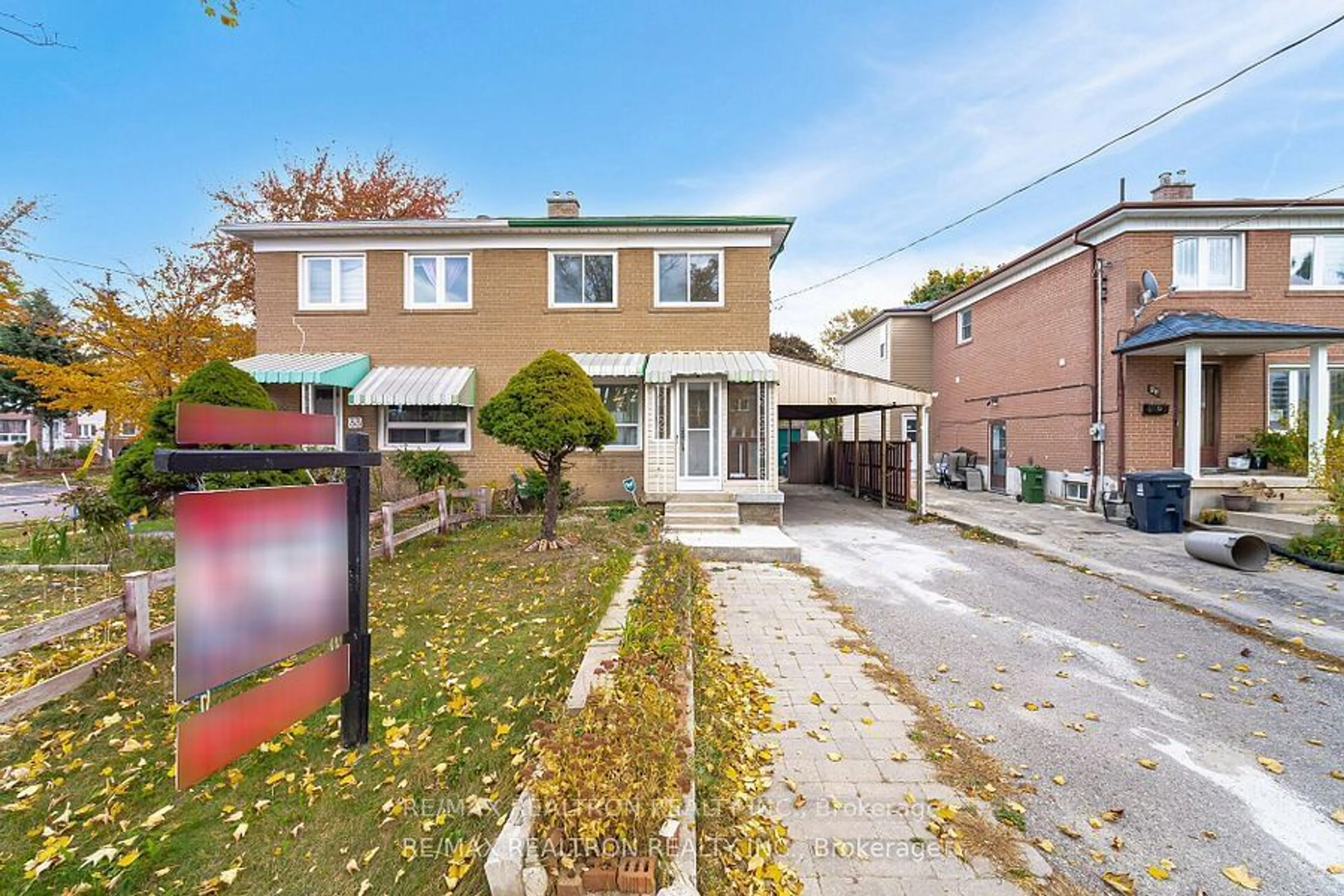 A pic from exterior of the house or condo, the street view for 31 Birkdale Rd, Toronto Ontario M1P 3R3