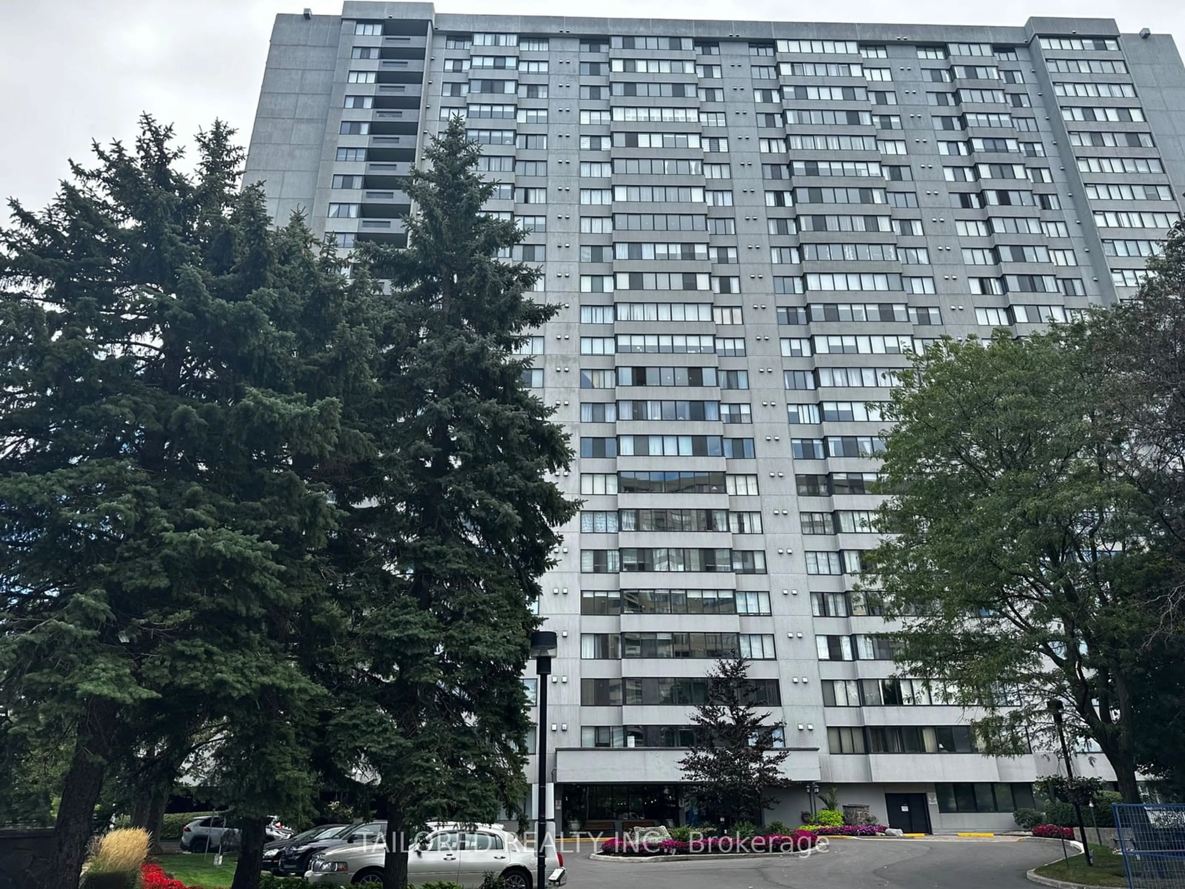 A pic from exterior of the house or condo, the front or back of building for 2330 Bridletowne Circ #308, Toronto Ontario M1W 3P6