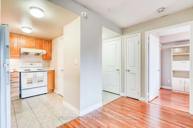 Additional property image - 100 Scottfield Dr Unit 216