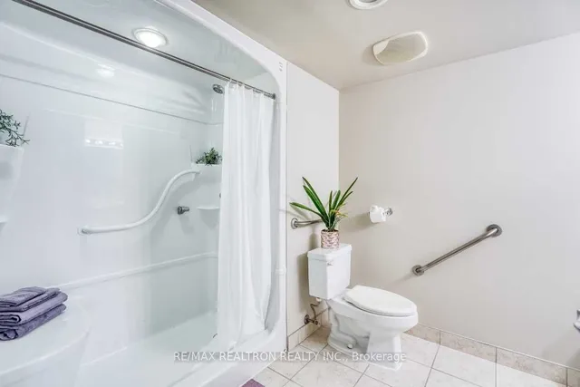 Additional property image - 100 Scottfield Dr Unit 216