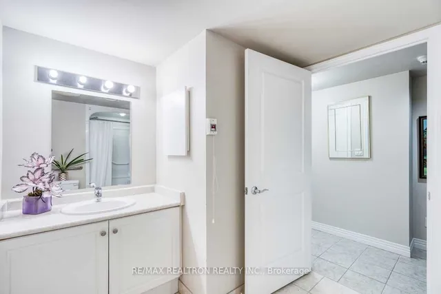 Additional property image - 100 Scottfield Dr Unit 216