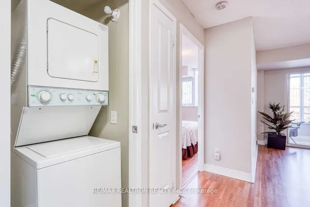Additional property image - 100 Scottfield Dr Unit 216