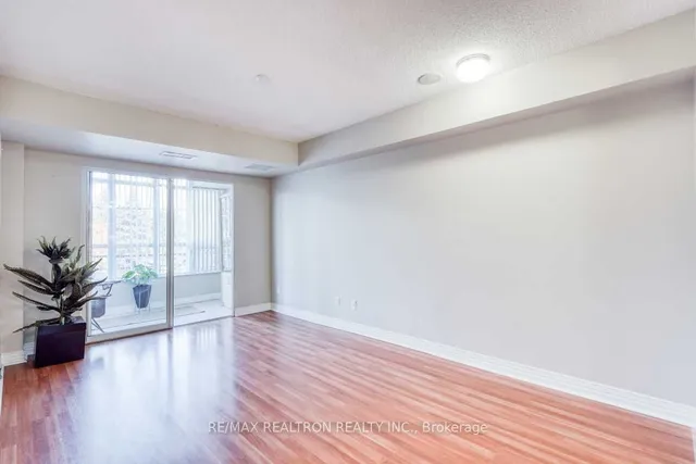 Additional property image - 100 Scottfield Dr Unit 216