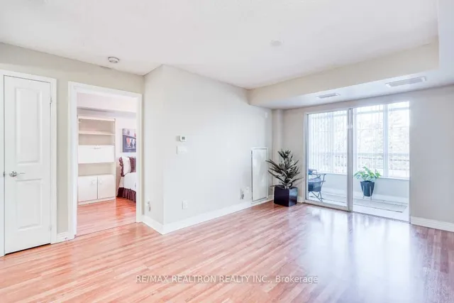 Additional property image - 100 Scottfield Dr Unit 216