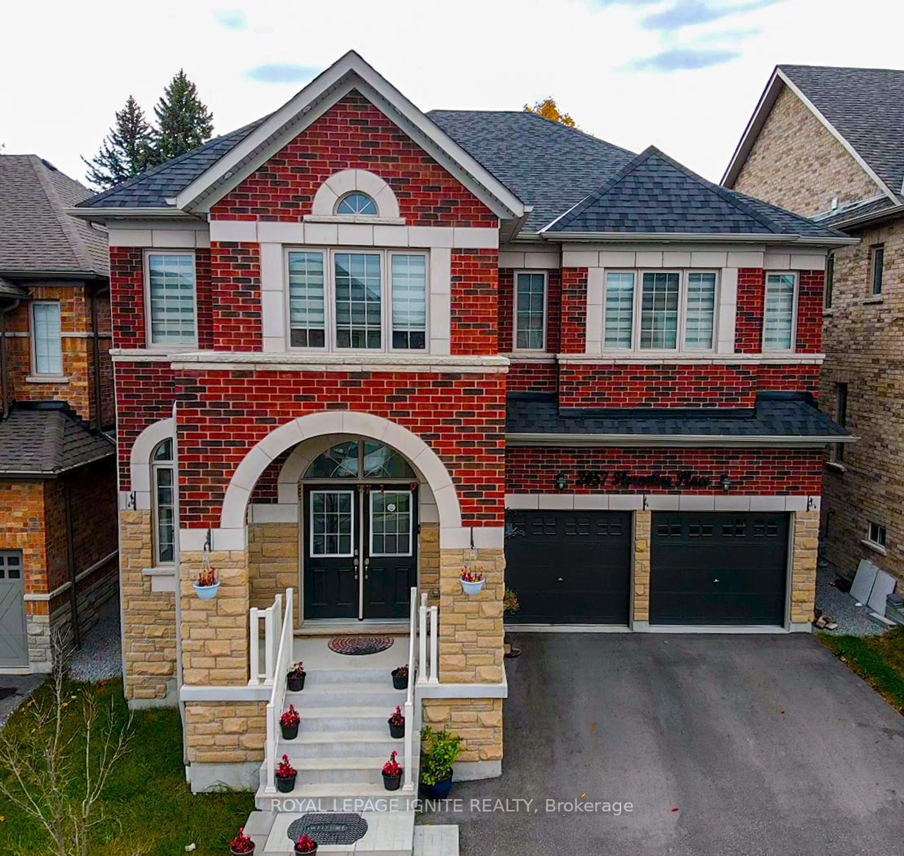 Home with brick exterior material for 2457 Florentine Pl, Pickering Ontario L1X 0H2