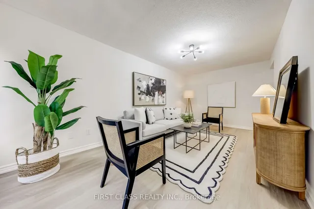 Additional property image - 106 Chester Le Blvd Unit 112