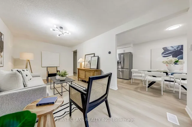Additional property image - 106 Chester Le Blvd Unit 112