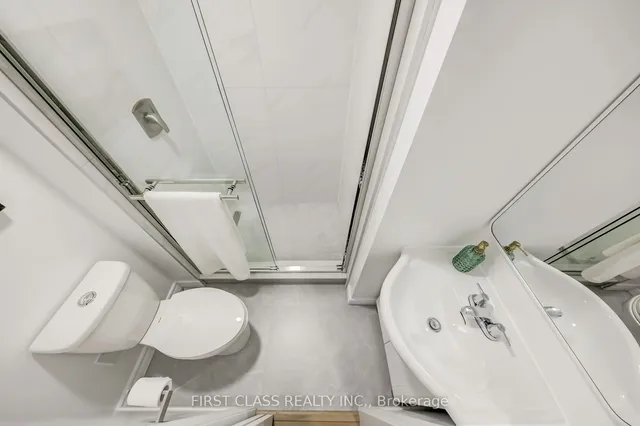 Additional property image - 106 Chester Le Blvd Unit 112