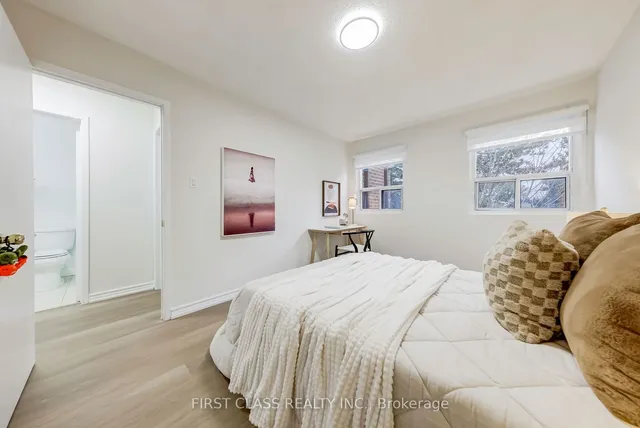 Additional property image - 106 Chester Le Blvd Unit 112