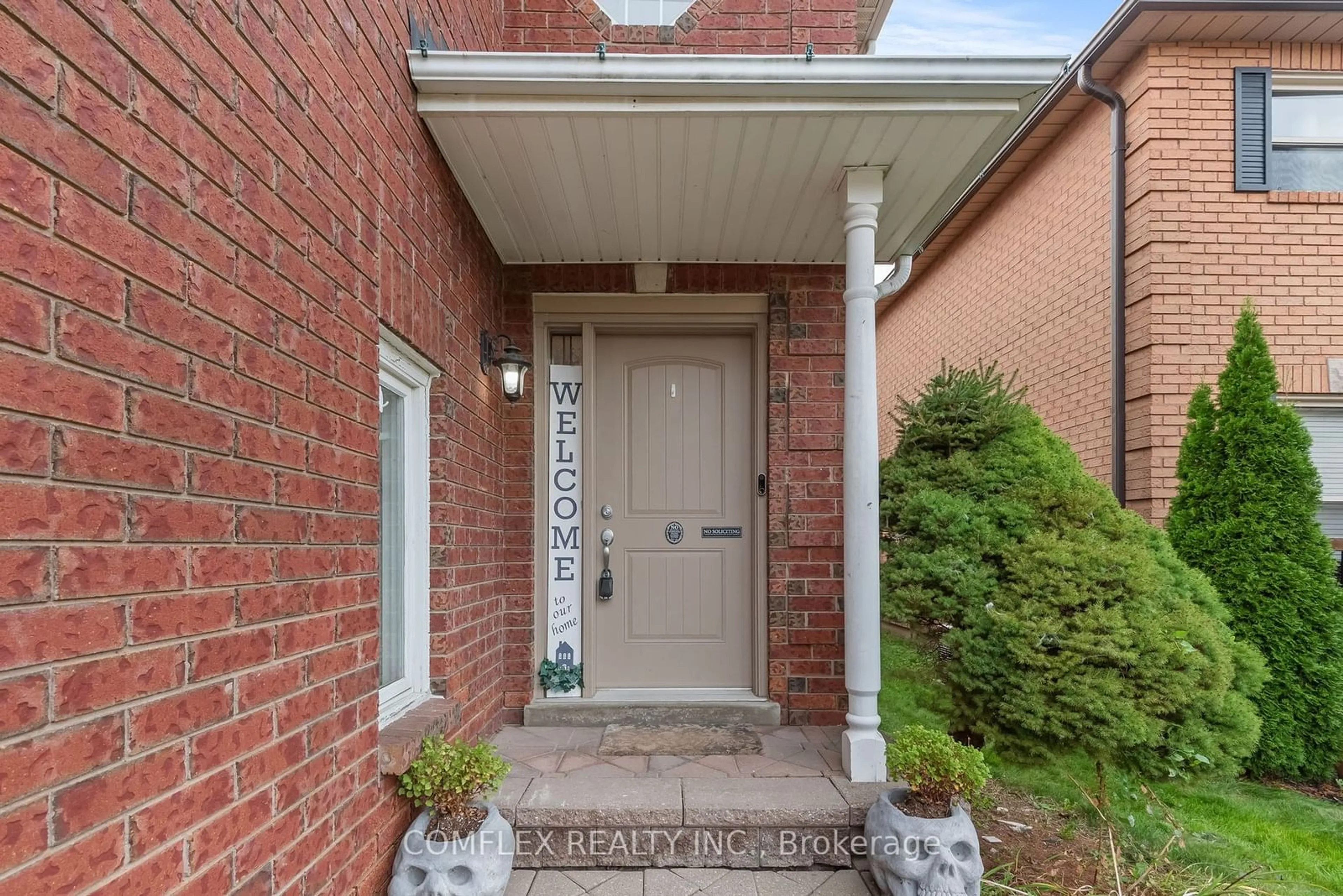 Home with brick exterior material for 87 Old Colony Dr, Whitby Ontario L1R 2G9