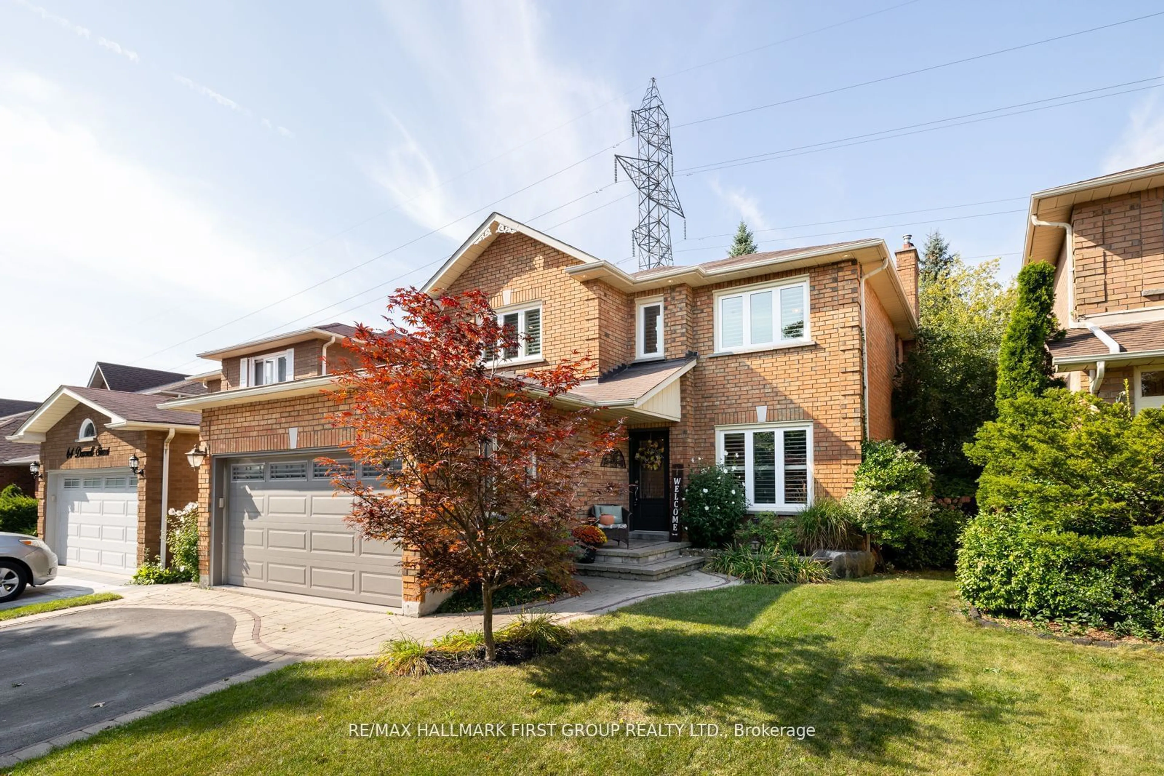 Frontside or backside of a home, the street view for 62 Deverell St, Whitby Ontario L1R 1W2