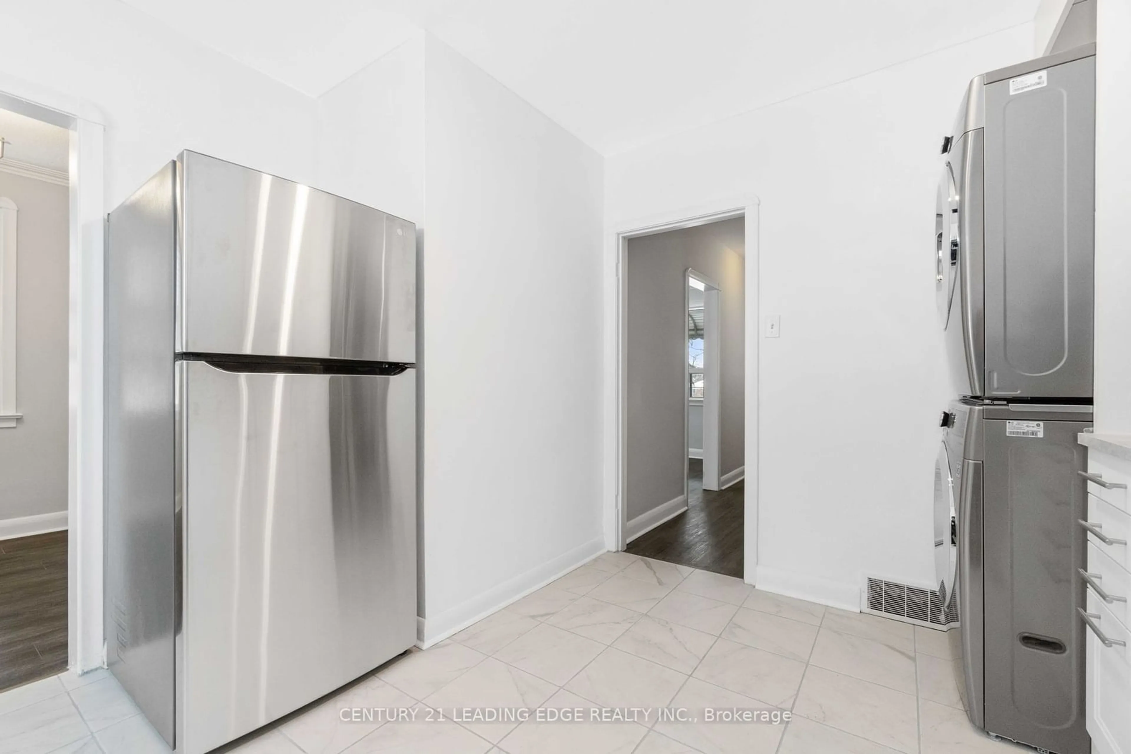 Standard kitchen, not visible floor, the street view for 47 Boyce Ave, Toronto Ontario M1J 1K6