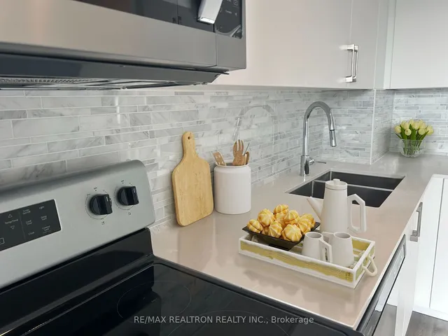 Additional property image - 3220 Sheppard Ave Unit 218