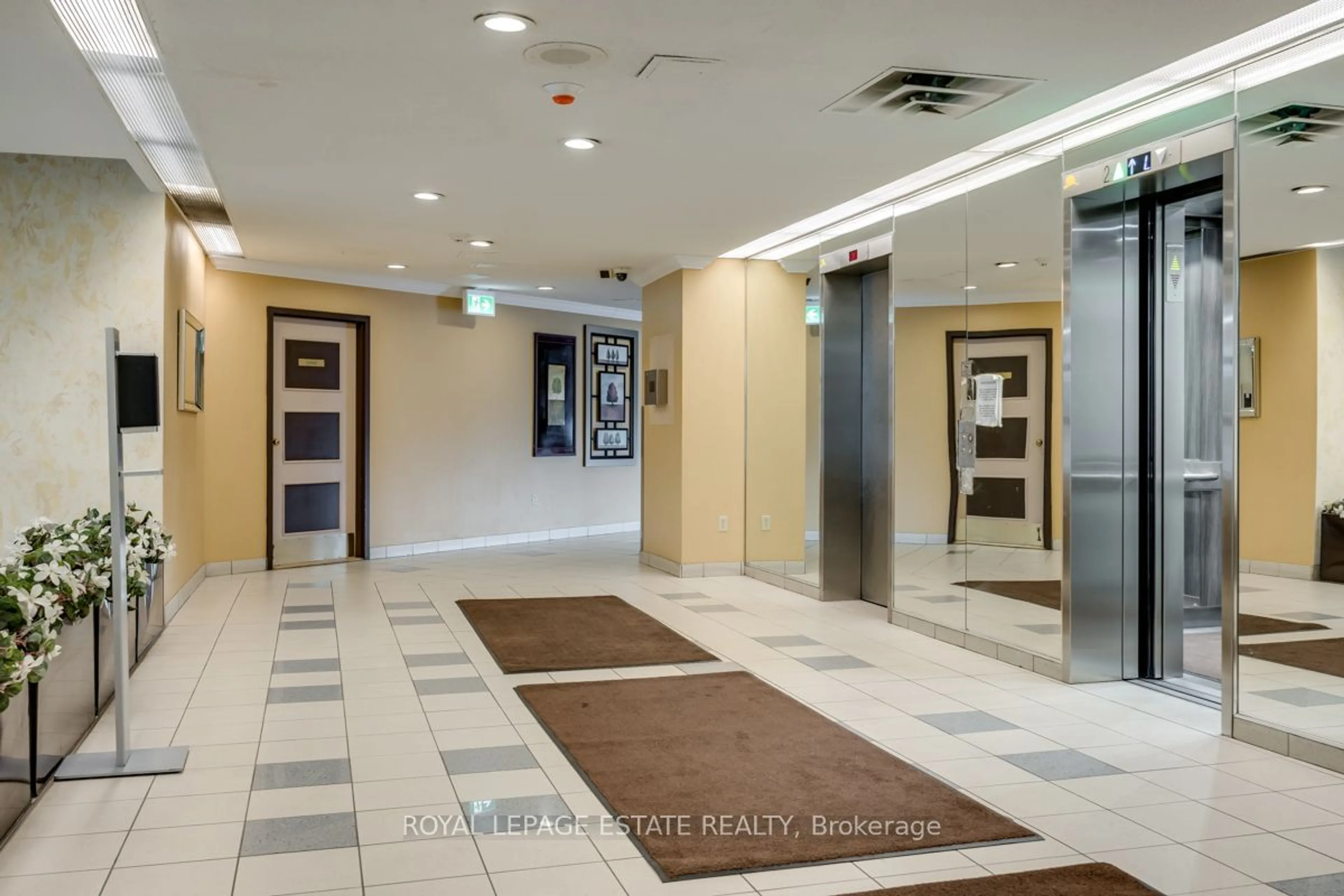 Indoor foyer, unknown floor for 3050 Ellesmere Rd #404, Toronto Ontario M1E 5E6