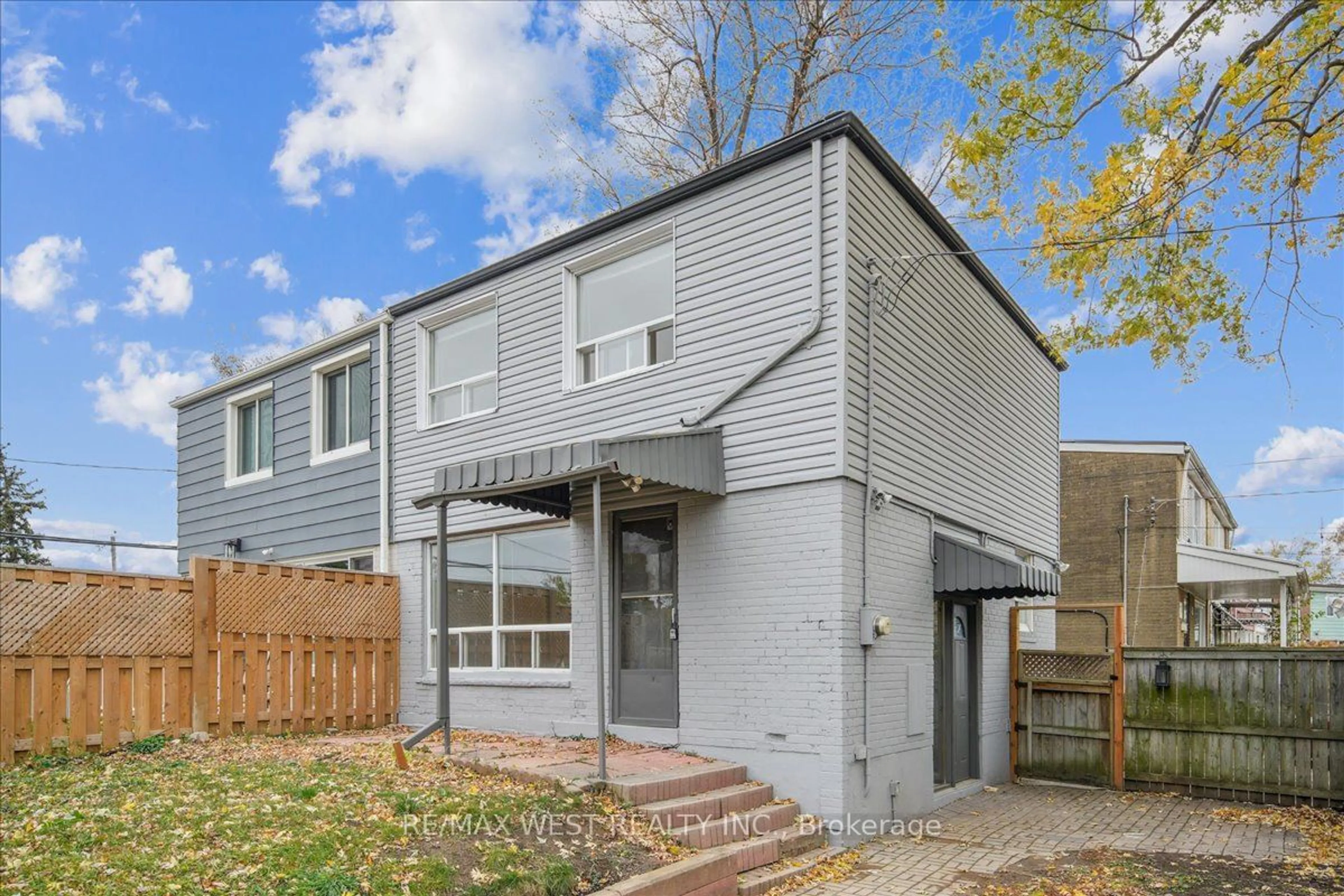 A pic from exterior of the house or condo, the fenced backyard for 10 Dumfrey Rd, Toronto Ontario M1K 3N3