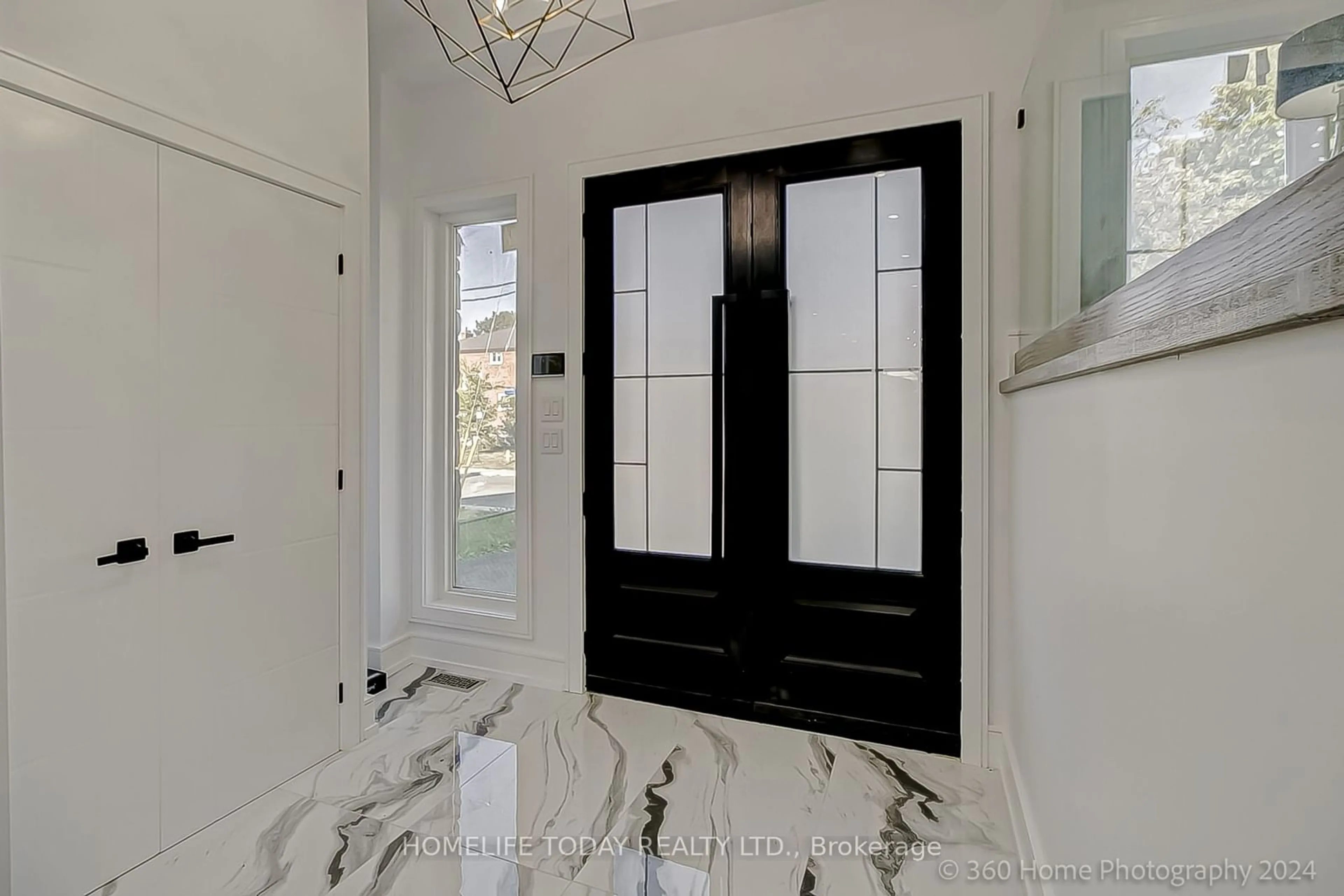 Contemporary bathroom, wood floors for 34 North Woodrow Blvd, Toronto Ontario M1K 1W3