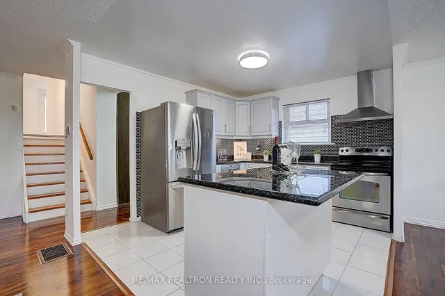 Additional property image - 73 Pettibone Sq