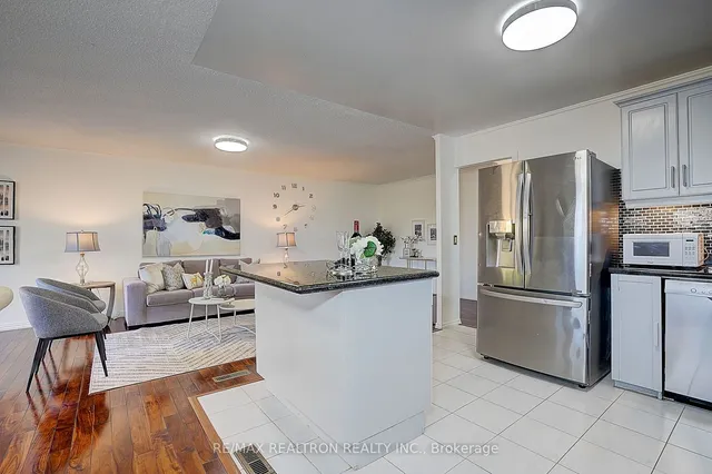 Additional property image - 73 Pettibone Sq