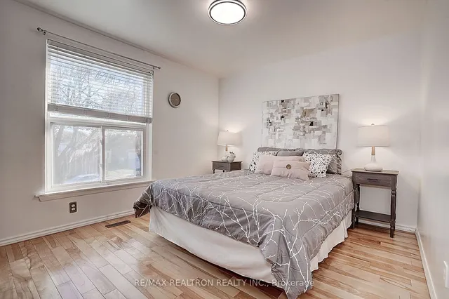 Additional property image - 73 Pettibone Sq