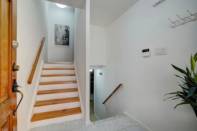 Additional property image - 73 Pettibone Sq