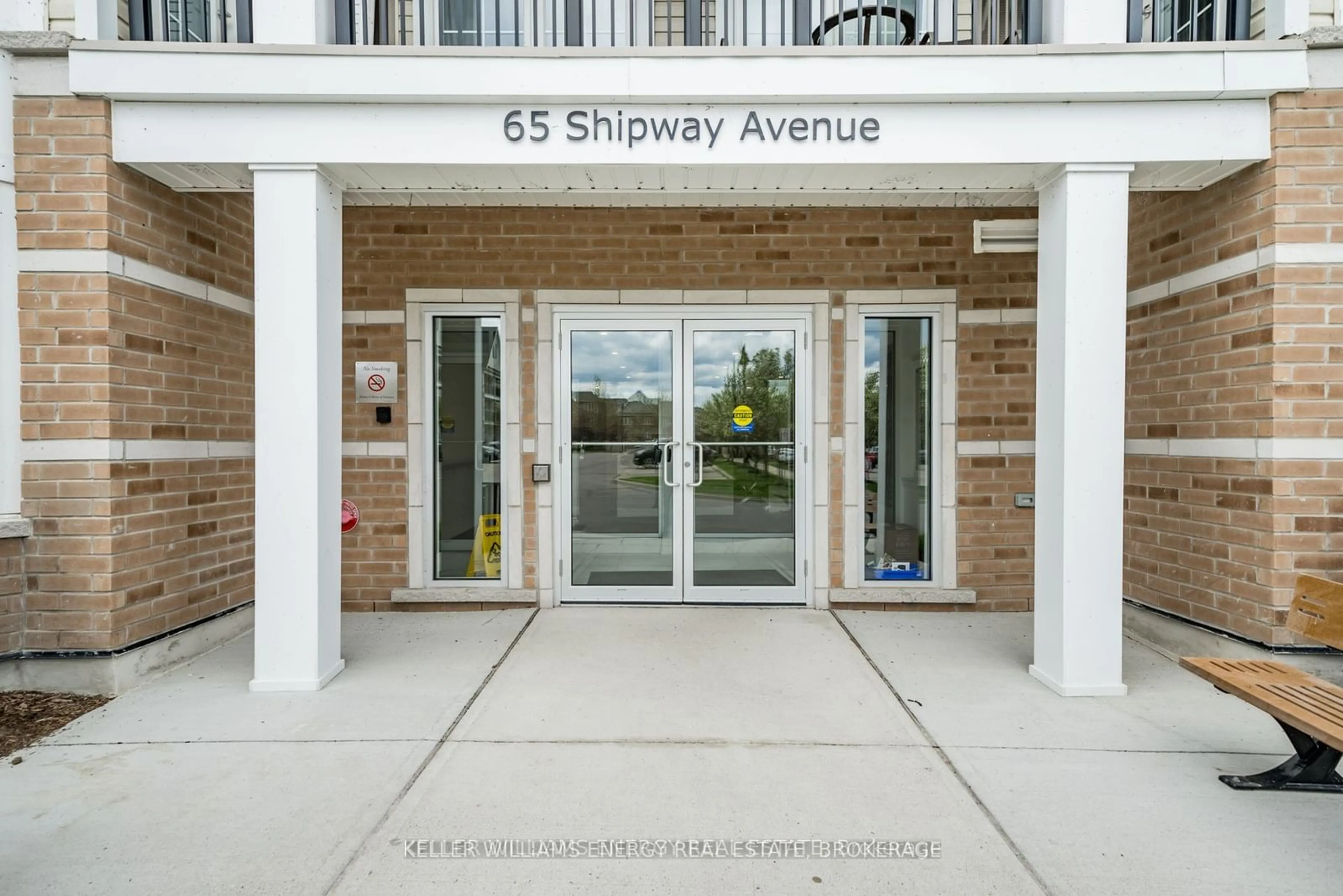 Indoor entryway for 65 Shipway Ave #412, Clarington Ontario L1B 0B7