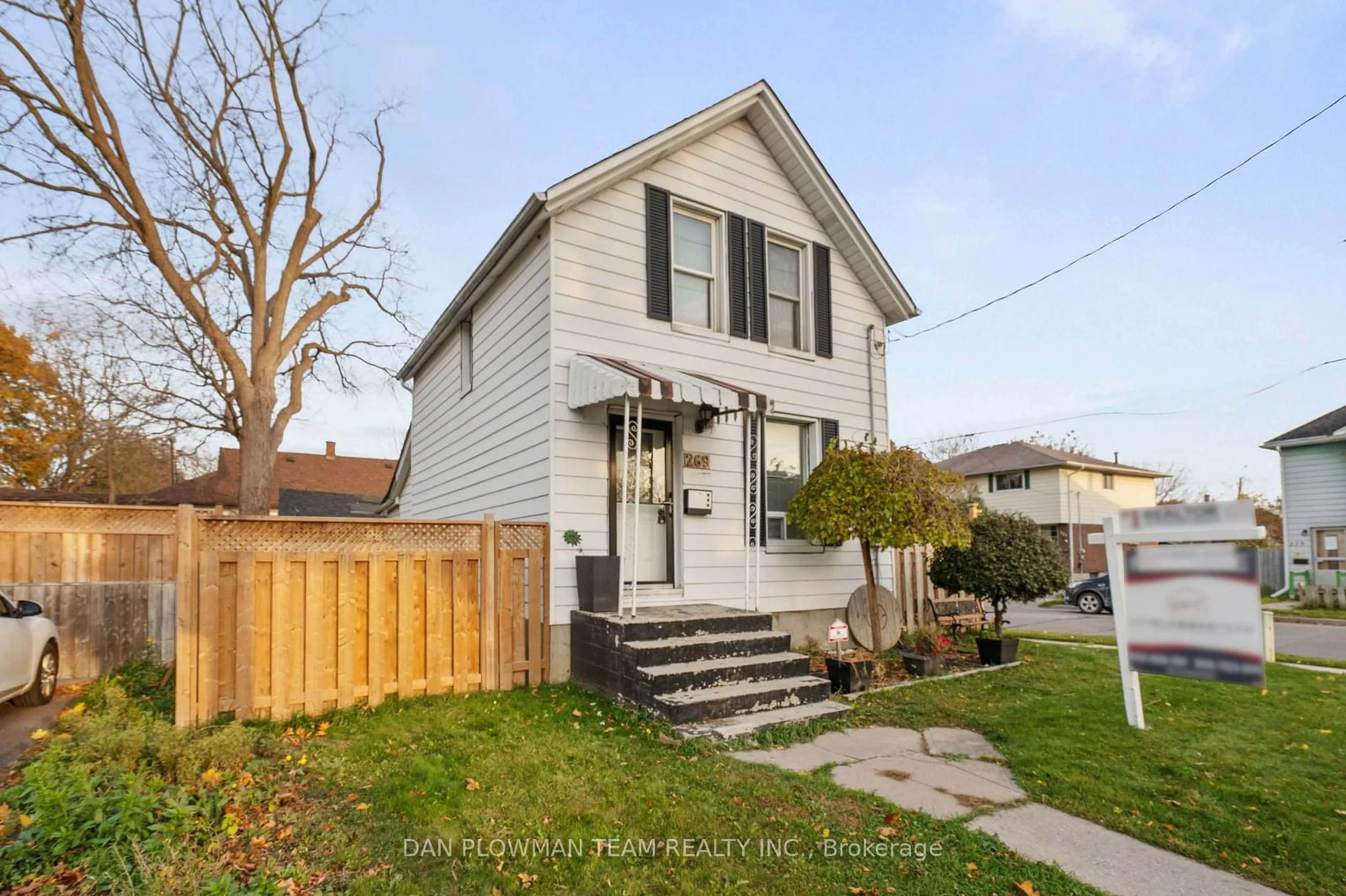 Frontside or backside of a home, the fenced backyard for 269 Court St, Oshawa Ontario L1H 4W8