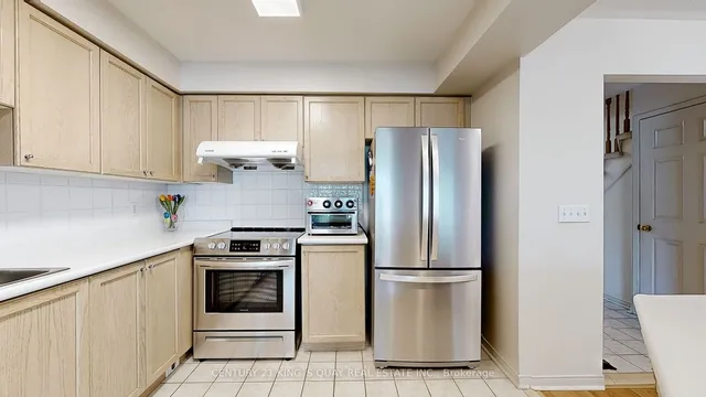 Additional property image - 83 Mondeo Dr Unit 150
