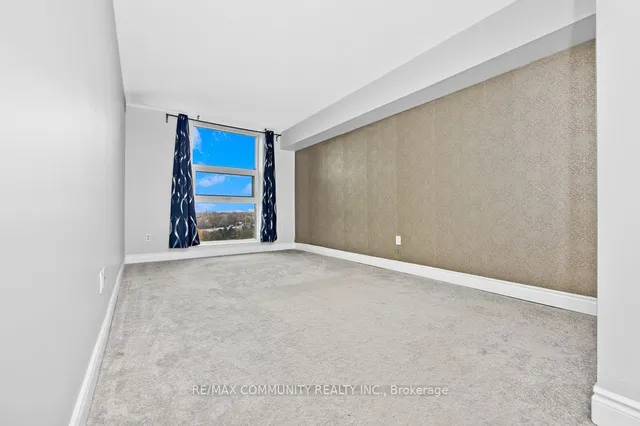 Additional property image - 10 Dean Park Rd Unit 1103