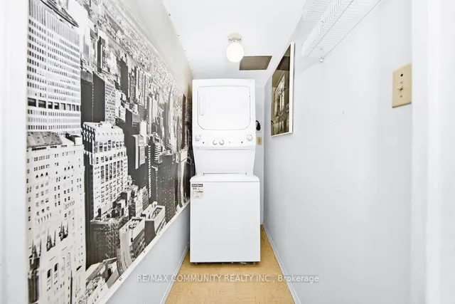 Additional property image - 10 Dean Park Rd Unit 1103