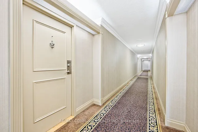 Additional property image - 10 Dean Park Rd Unit 1103