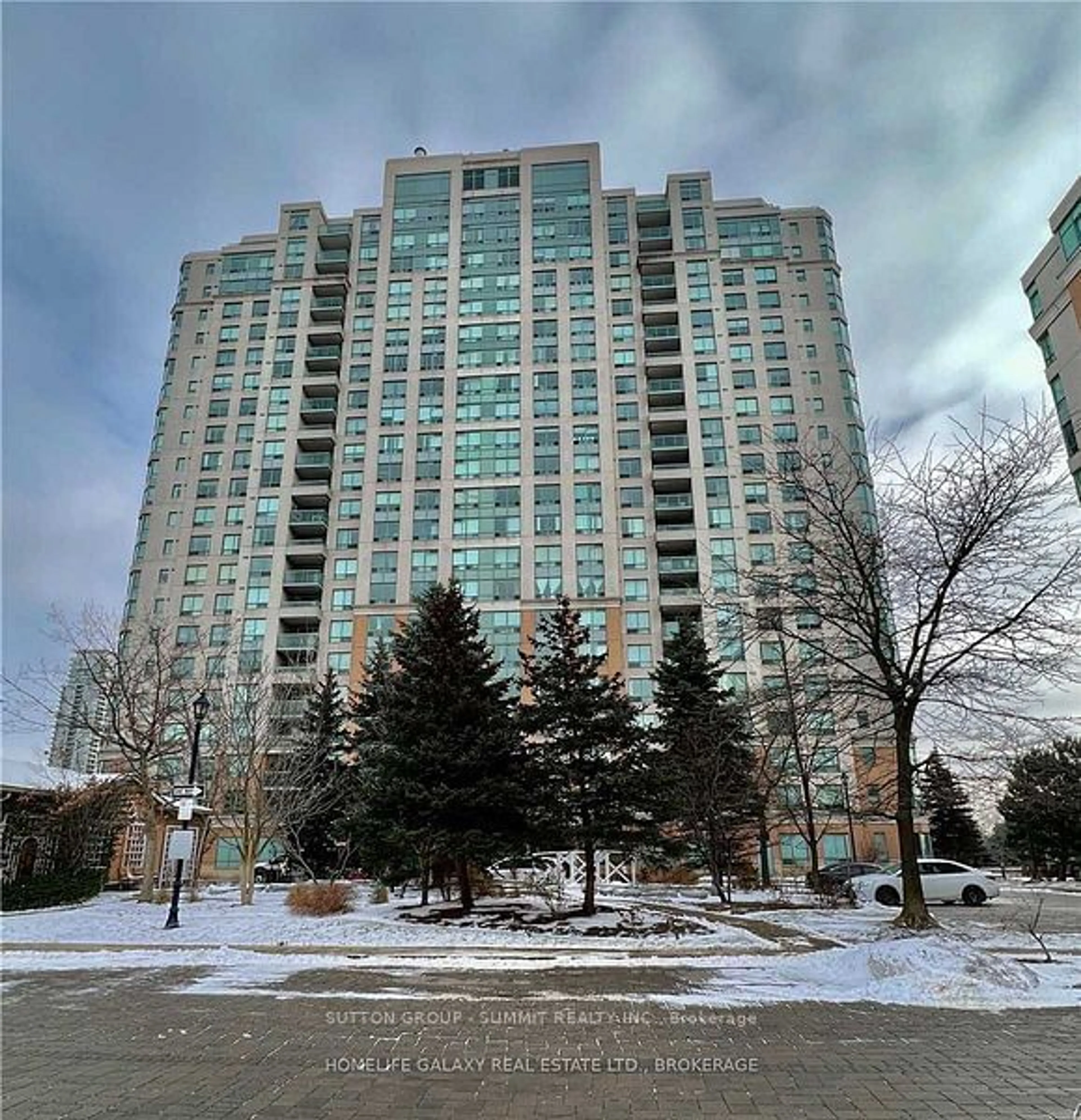 A pic from exterior of the house or condo, the front or back of building for 125 Omni Dr #1028, Toronto Ontario M1P 5A9