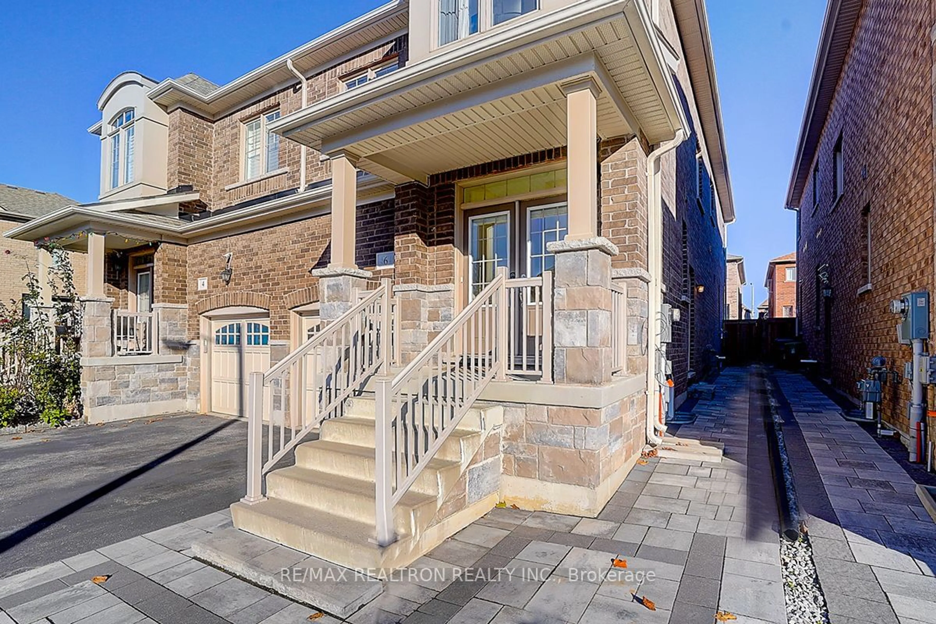 A pic from exterior of the house or condo, the street view for 6 Neelands Cres, Toronto Ontario M1E 0B6