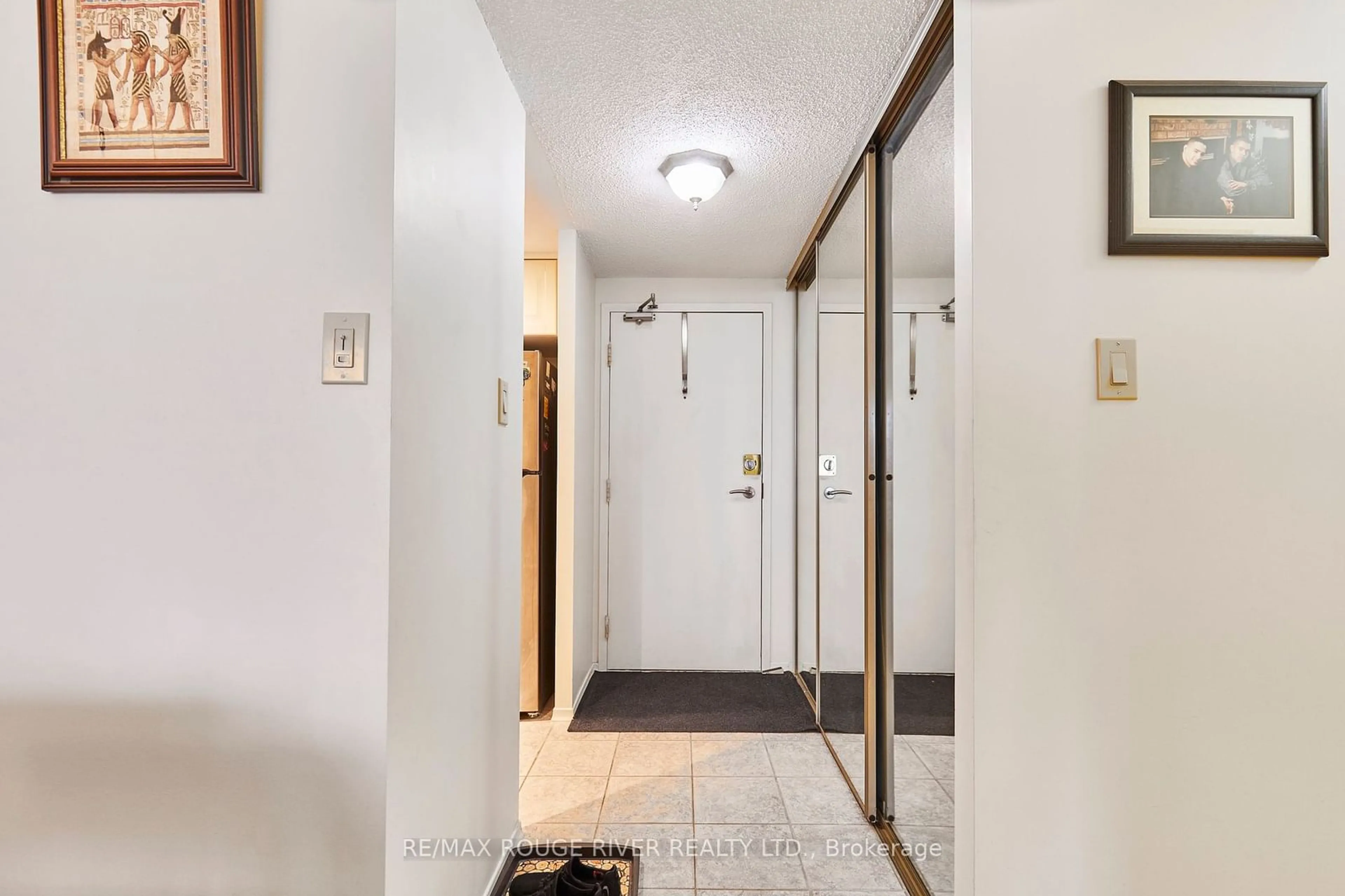 Indoor foyer, unknown floor for 20 Dean Park Rd #716, Toronto Ontario M1B 3G9