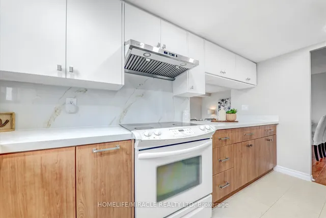 Additional property image - 88 Alton Towers Circ Unit 409