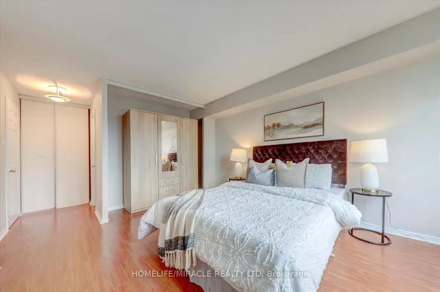 Additional property image - 88 Alton Towers Circ Unit 409