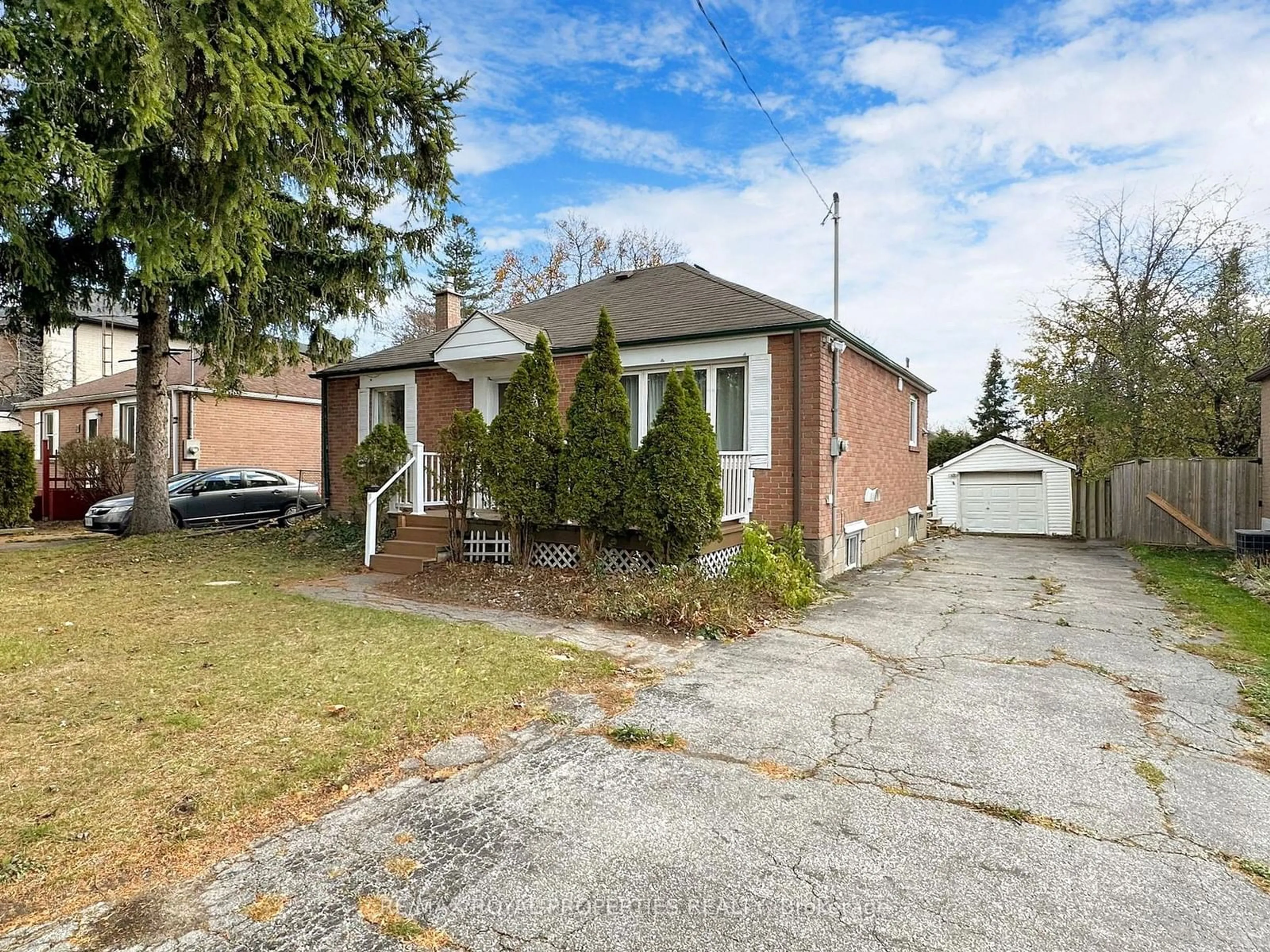 Frontside or backside of a home, cottage for 89 Cree Ave, Toronto Ontario M1M 1Z9