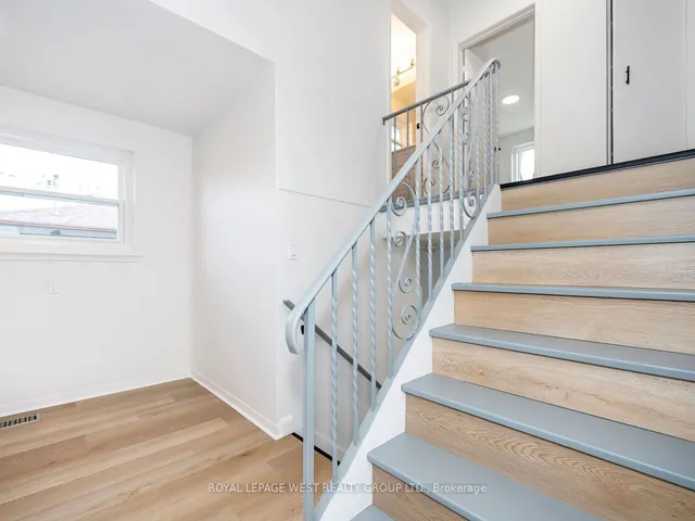 Additional property image - 33 Syracuse Cres