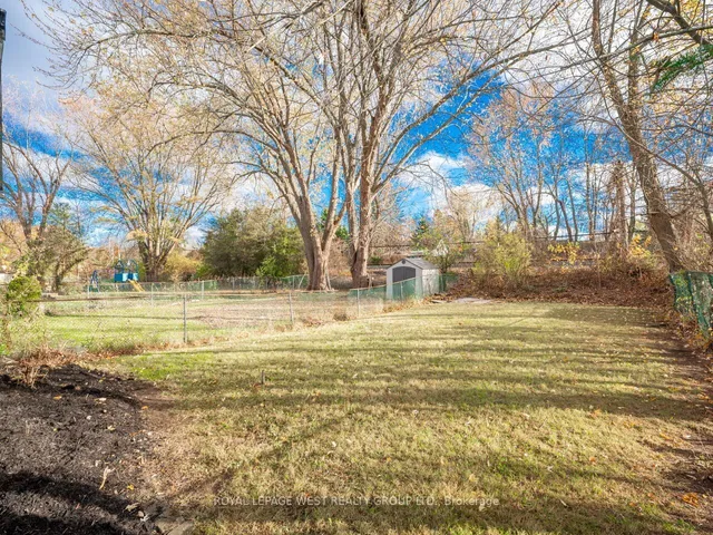 Additional property image - 33 Syracuse Cres