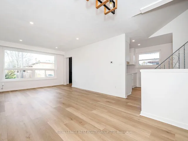 Additional property image - 33 Syracuse Cres