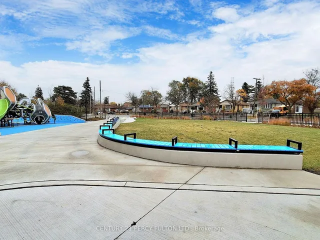 Additional property image - 10 Meadowglen Pl Unit LPh 01