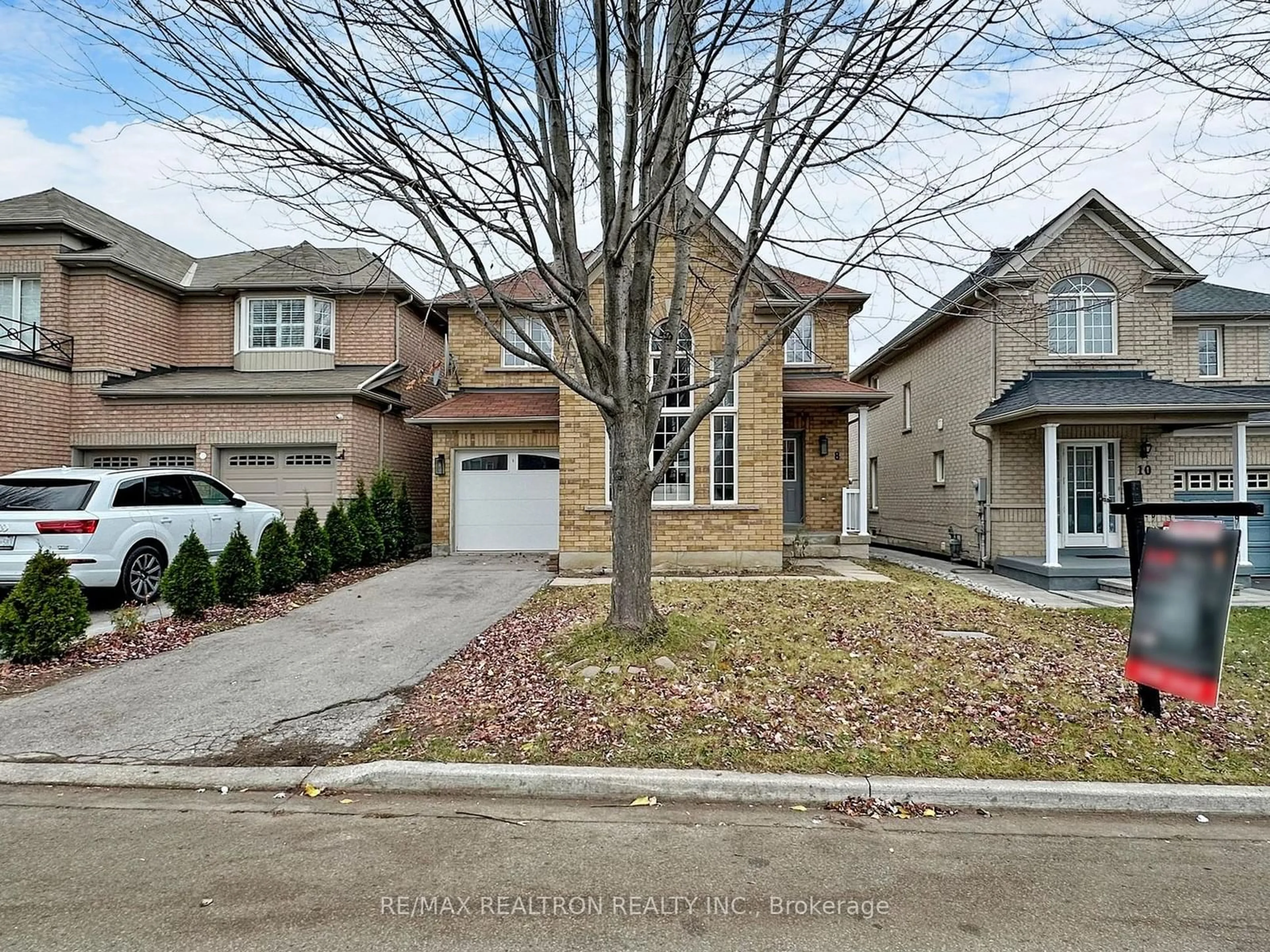 Frontside or backside of a home, the street view for 8 Grackle Tr, Toronto Ontario M1X 1X3