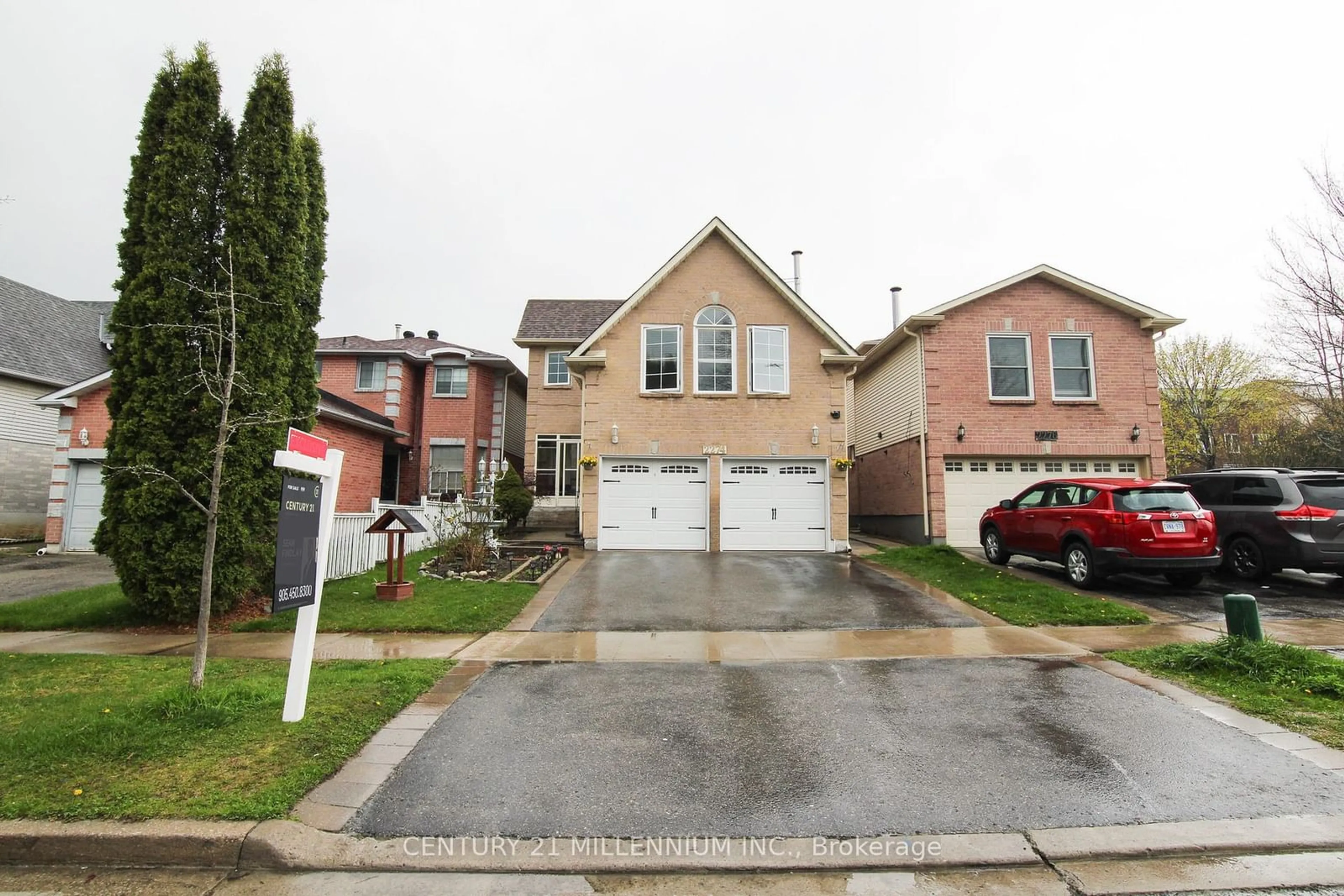 Frontside or backside of a home, the street view for 2274 Chapman Crt, Pickering Ontario L1X 2E8