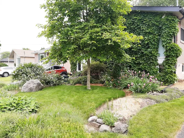 Additional property image - 10 Rowallan Dr
