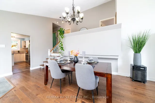 Additional property image - 10 Rowallan Dr