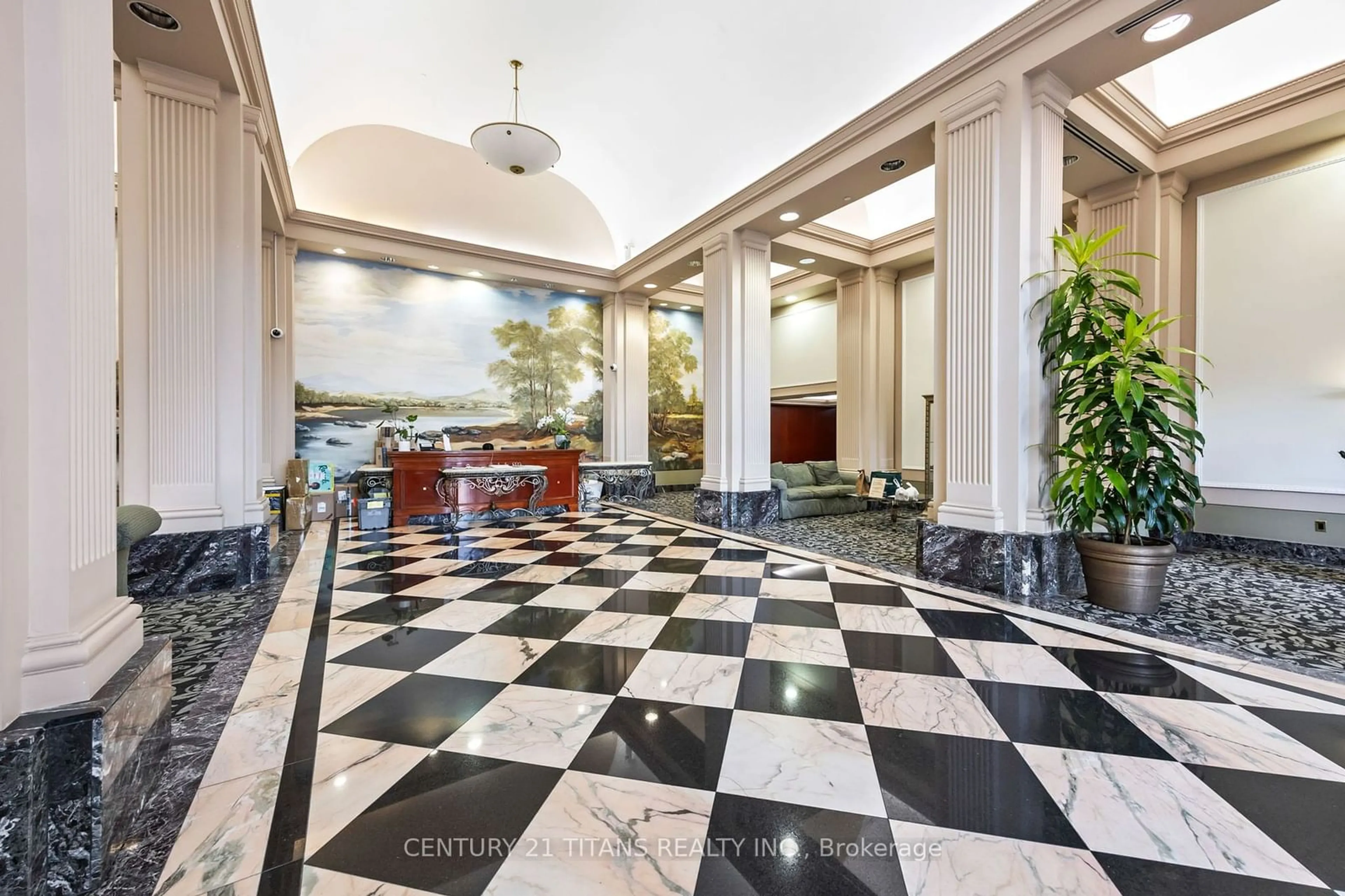 Indoor lobby, ceramic floors for 1 Lee Centre Dr #1813, Toronto Ontario M1H 3J2