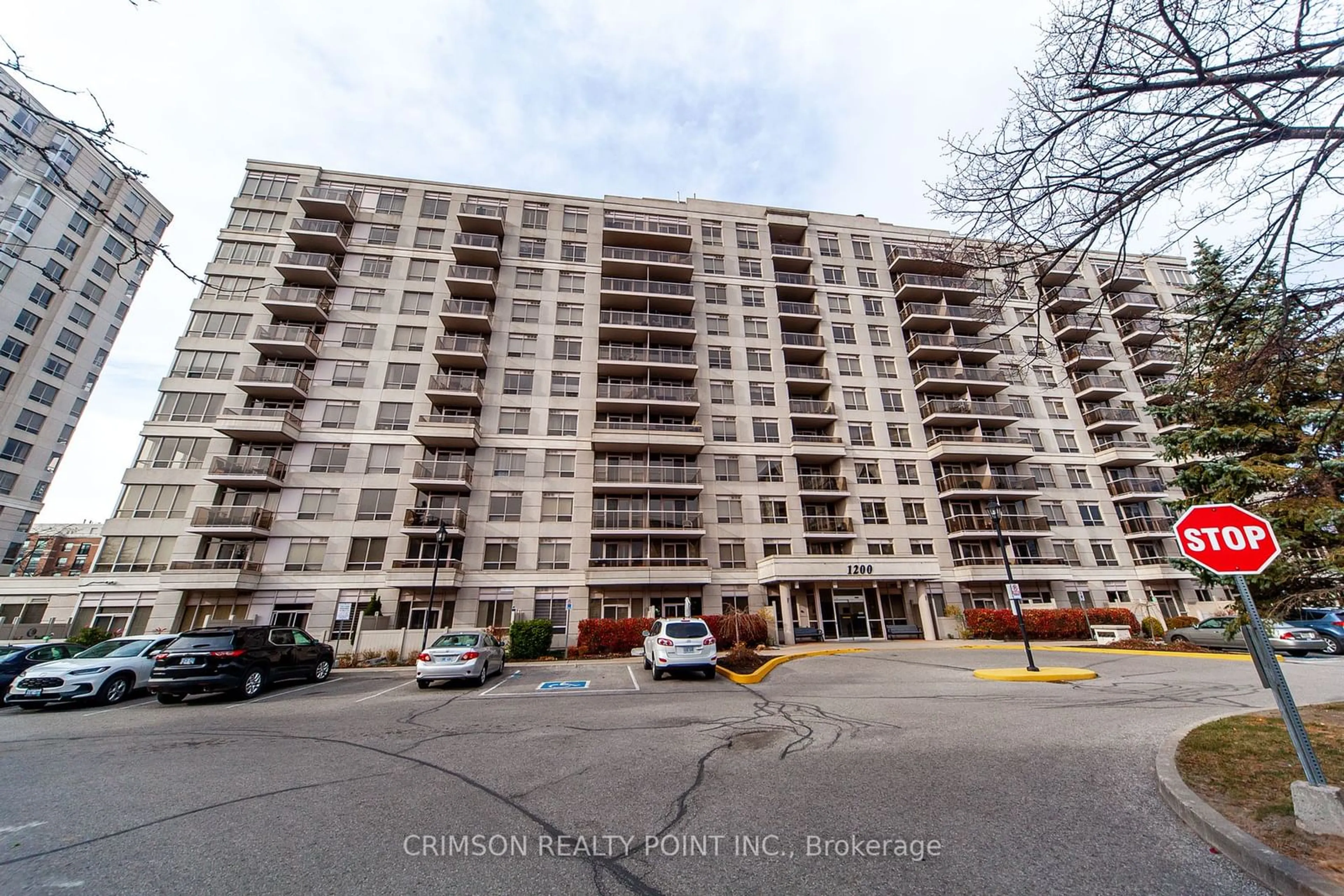 A pic from exterior of the house or condo, the front or back of building for 1200 The Esplanade #907, Pickering Ontario L1V 6V3