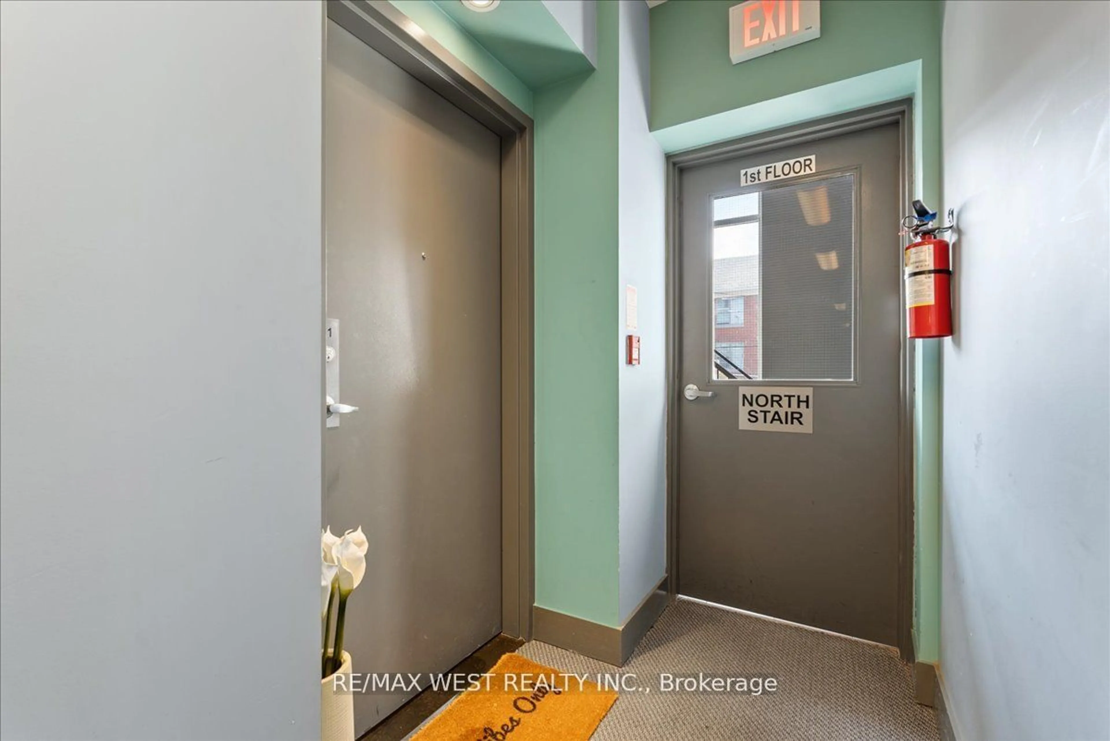 Indoor foyer, not visible floor for 323 Kingston Rd #101, Toronto Ontario M4L 1T8