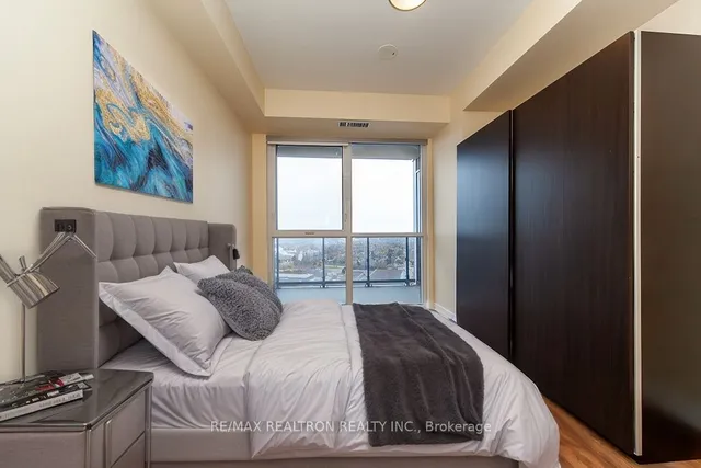 Additional property image - 225 Village Green Sq Unit 2710