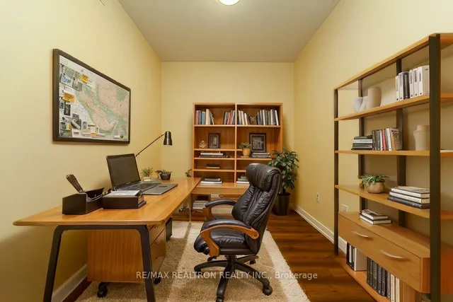 Additional property image - 225 Village Green Sq Unit 2710